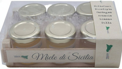 6 Mieli di Sicilia Assortiti 50gr. Cad. 1 Miele al Limone +1 Miele Arancio +1 Eucalipto +1 Sulla +1Miele Millefiori +1 Castagno Cassetta di Legno Mieli 100% Italiani prodotti in Italia Mieli Tesori Di Sicilia - Nicosia, Commerciovirtuoso.it