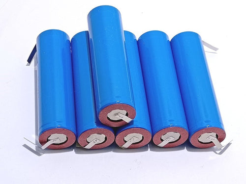 6 Batterie 18650 Ricaricabile Litio 2200mAh 3,7V Lamelle terminali Paglietta Linguette Saldabili
