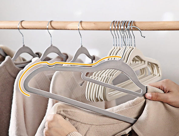 Grucce Vellutate 24pz Antiscivolo Salvaspazio, Gancio Girevole a 360° 42 cm