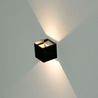 Lampada LED da Muro Quadrata Doppio LED COB 11W Colore Nero Satinato Fascio Luminoso Regolabile 4000K IP65