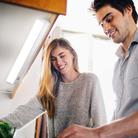 Luce Sotto Pensile Cucina 60 cm per Mobili Barra 60 LED in Alluminio Inclinabile
