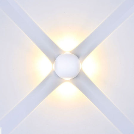 Lampada LED da Muro Sferica 4 LED COB 4W Colore Bianco 4000K IP65