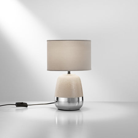 La lampada da tavolo design contemporaneo Rosa 22X45cm