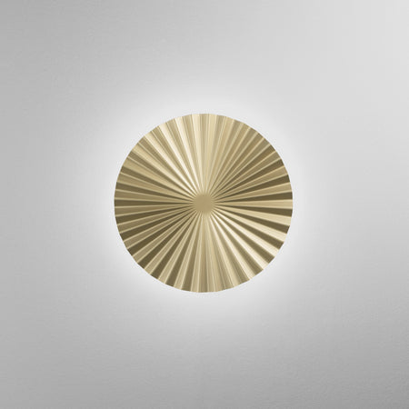 Applique , struttura in metallo e superficie plissettata Oro 50X10 CM