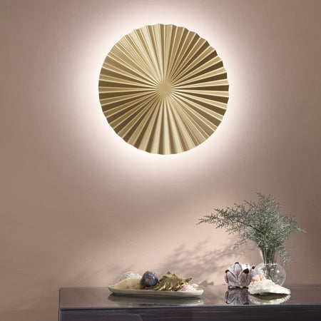 Applique , struttura in metallo e superficie plissettata Oro 50X10 CM