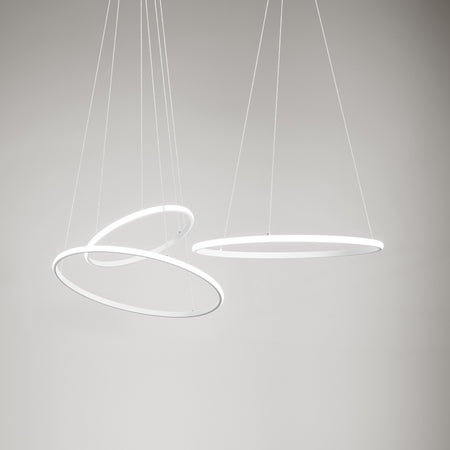 Lampadario a sospensione struttura in metallo, diffusore in silicone 40X150 cm