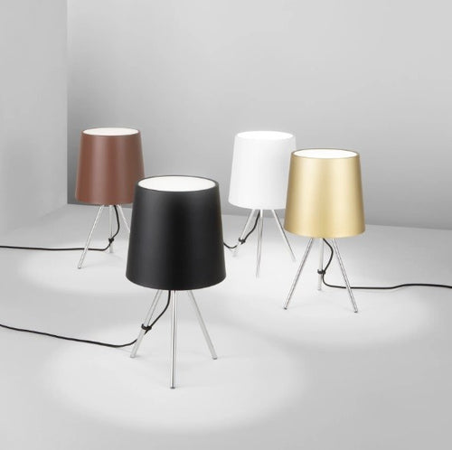 Lampada da tavolo in metallo con paralume in alluminio Nero 25X43,5cm