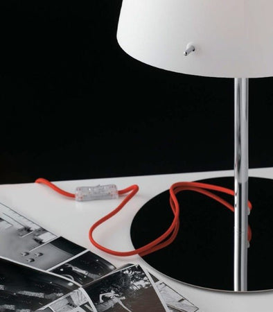 Lampada da tavolo in metallo cromato e cavo rosso 44X18 CM