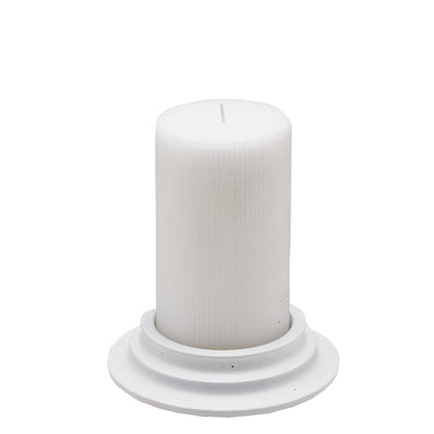 Candela cilindrica decorata cera dorica con piatto per ambienti