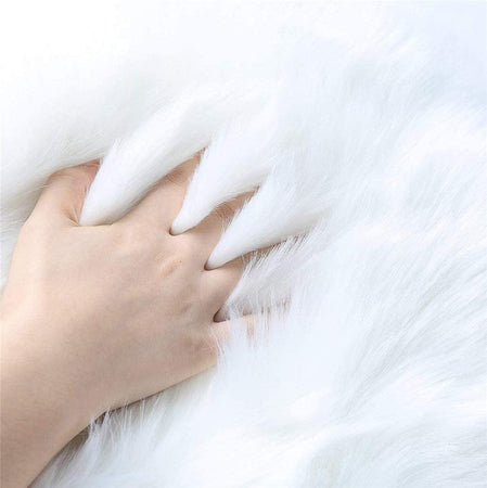 Tappeto natalizio peloso effetto pelliccia, Decorazione natalizia per tavoli e sedie 50 x 90 cm