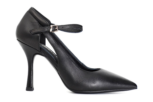 SCARPA IN PELLE CON LACCIO ALLA CAVIGLIA T90