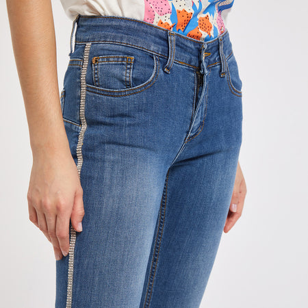 PANTALONE CROPPED FLARE CON STRAS