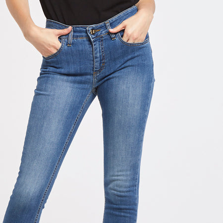 PANTALONE SKINNY CON STRAS AL FONDO
