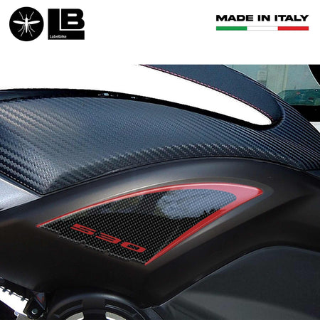 2 ADESIVI Stickers gel 3D compatibili per scooter YAMAHA Tmax 530 carbonio ergal