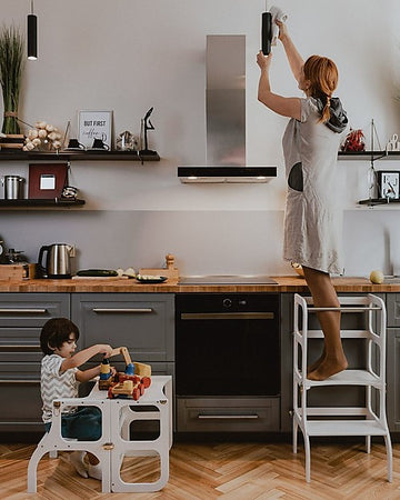 Torre Montessoriana Convertibile Step'n'Sit, Grigio Chiaro con Cinghie Ette Tete