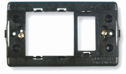 Feb Elettrica Supporto Per Presa Schuko Decentrata +1 Posto 25.00 Pz