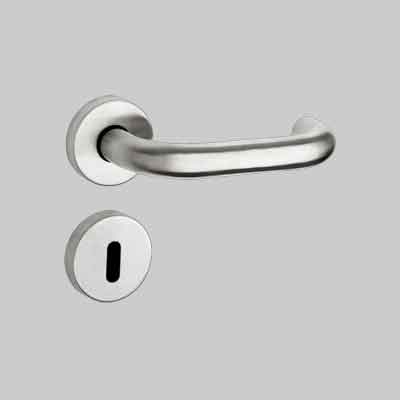 Maniglia Inox 'Spagna' Con Rosetta E Bocchetta Col. Inox Satinato - Fimet Maniglie