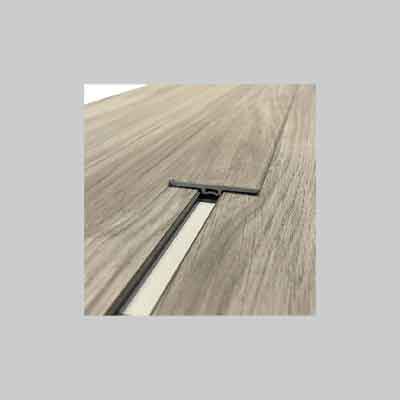 Profilo Di Raccordo Per Pavimento In Spc Colore Rovere Naturale