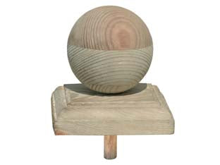 Finale Con Sfera In Pino Impregnato Cm.11X11 Per Palo Cm.9X9 Vette