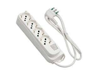 Multipresa 4 Posti Bipasso+Schuko C/Interr.Termico 2 Poli+ T16A Retail Bianca 474204 Fanton