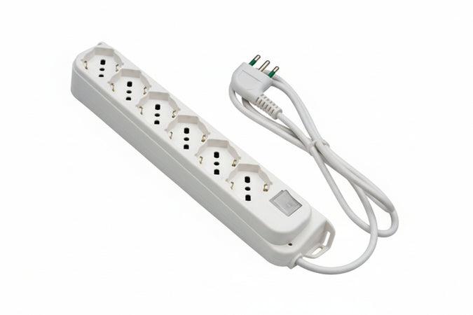 Multipresa 6 Posti Bipasso + Schuko Con Interruttore Linea Retail- - Bianca 47430 - 2 Pezzi Fanton