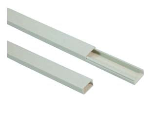 Canalina Bianca Con Coperchio Avvolgente Non Adesiva- - Mm.30X18X200H - 24 Mt