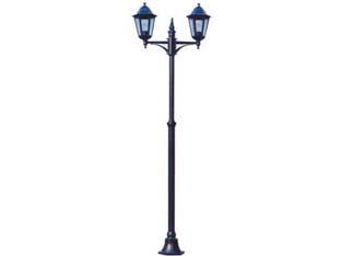 Lampione 2 Luci Su Palo Modello Berlino 2X100W Ip44 Cm.72X230H. Colore Nero Syntesy