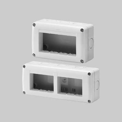 Contenitore Da Parete Per Apparecchi Ip40 'System' 4 Posti - Gewiss
