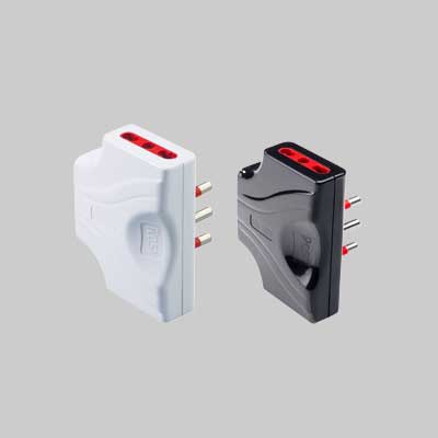 Adattatore Triplo Extrapiatto 16A Rosi 2P+T - Prese 10/16A 2P+T, Col. Nero - Rosi