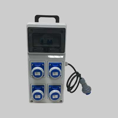 Quadro Di Distribuzione 220 V Cm 21X9,5X41H