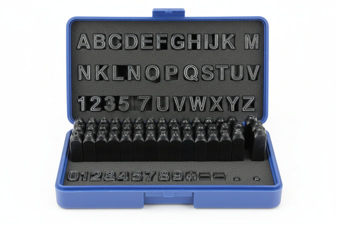 Punzoni In Acciaio Serie Da 27 Lettere Mm.2 Alte