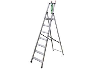 Scala In Alluminio Euroscala Piu' Su En131 6 Gradini Cm.53X11,8X212H (136H Pedana) Kg.7 Facal