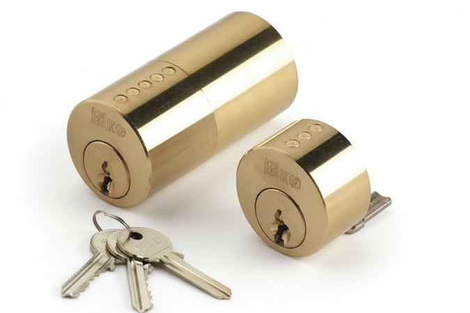 Coppia Cilindri F5 Per Serrature Da Applicare 854 Porte Spessore Max Mm.70 (854707) Iseo