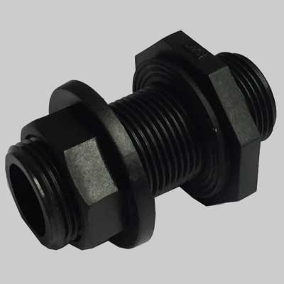 Raccordi In Pp Per Serbatoio Mm Diritto 11/2 Bucchi