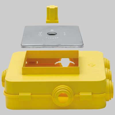 Cassetta Da Incasso Per Valvole Tre Uscite 19,7 X 19,7 H 13,8 Rubinetterie Bresciane