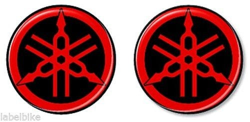 2 ADESIVI in RESINA 3D YAMAHA DIAPASON per MOTO e SCOOTER diam. 50 mm Nero-ROSSO