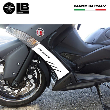 2 ADESIVI in resina 3D T MAX 530 compatibili per carena Scooter YAMAHA TMAX 2012-16