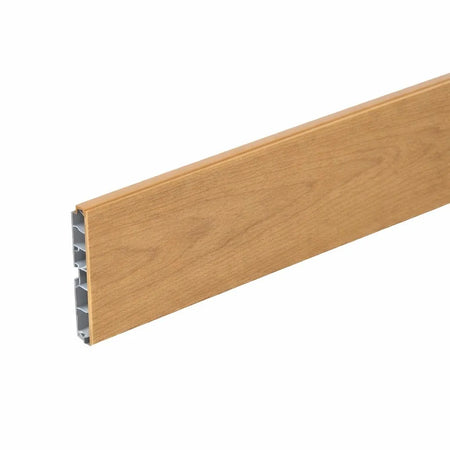 Zoccolatura per cucina in PVC di Colore Noce Chiaro