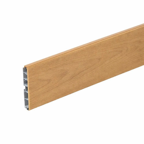 Zoccolatura per cucina in PVC di Colore Noce Chiaro