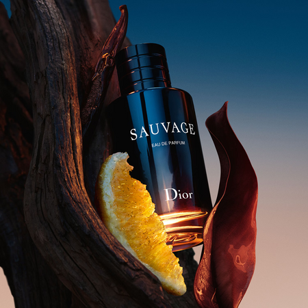 Dior Sauvage profumo per Uomo 100 ml Eau De Parfum Spray Note esperidate e vanigliate