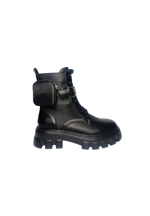 TWINSET MILANO Scarpe Donna Twinset Milano Anfibio con chiusura laterale e lacci, applicazione laterale con borsellino. da donna