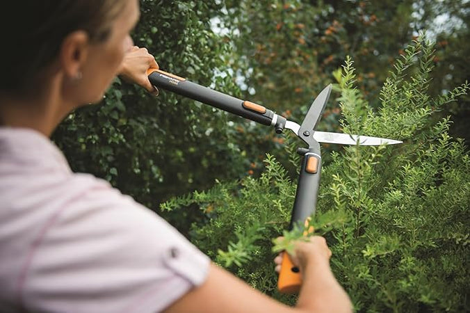 Fiskars Cesoia Per Siepi Telescopica Smartfit Hs86 Cm. 67,5÷92,5
