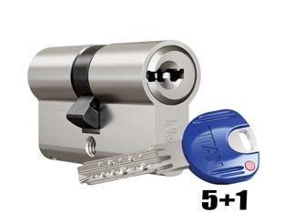 Cilindro Europeo Sagomato Titan K66- - Mm.100 (40X60) (K66-Ng4060-5Ch+1C/Bc) - 1 Pezzi Cr