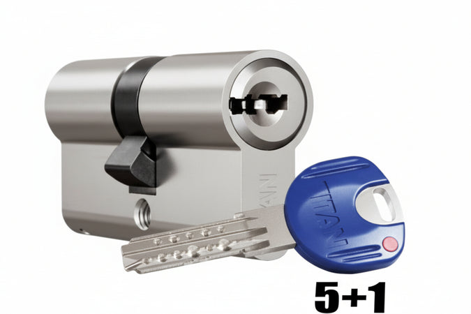 Cilindro Europeo Sagomato Titan K66- - Mm.110 (40X70) (K66-Ng4070-5Ch+1C/Bc) - 1 Pezzi Cr