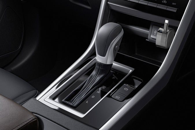 Cellularline Caricatore Auto 60W con Cavo Retrattile Nero