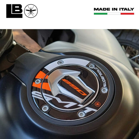 Adesivo 3D Protezione Tappo serbatoio moto compatibile con KTM 890 SMT 2024-2025