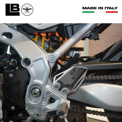 Adesivi 3D Protezioni Battitacco moto compatibili con Yamaha XSR900 GP 2025