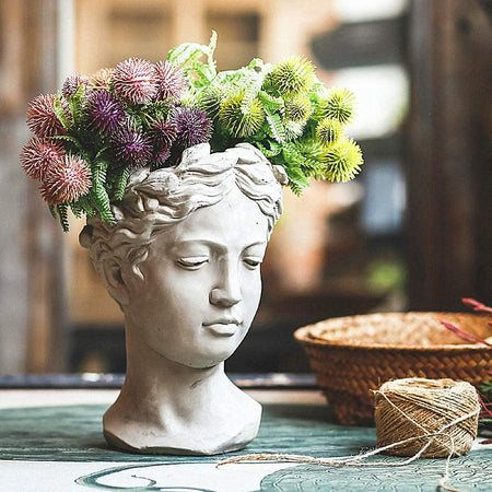 Statua decorativa "Venere" testa con vaso per interno ed esterno in Poliresina h 28 cm