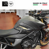 Adesivi 3D Protezioni Laterali Serbatoio compatibili con Honda Hornet 1000 2025