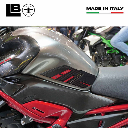 Adesivi 3D Protezioni Laterali Serbatoio moto compatibili con Kawasaki Z900 2025